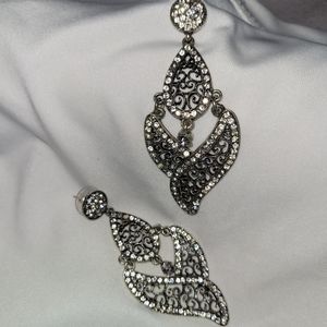 Filigree earrings